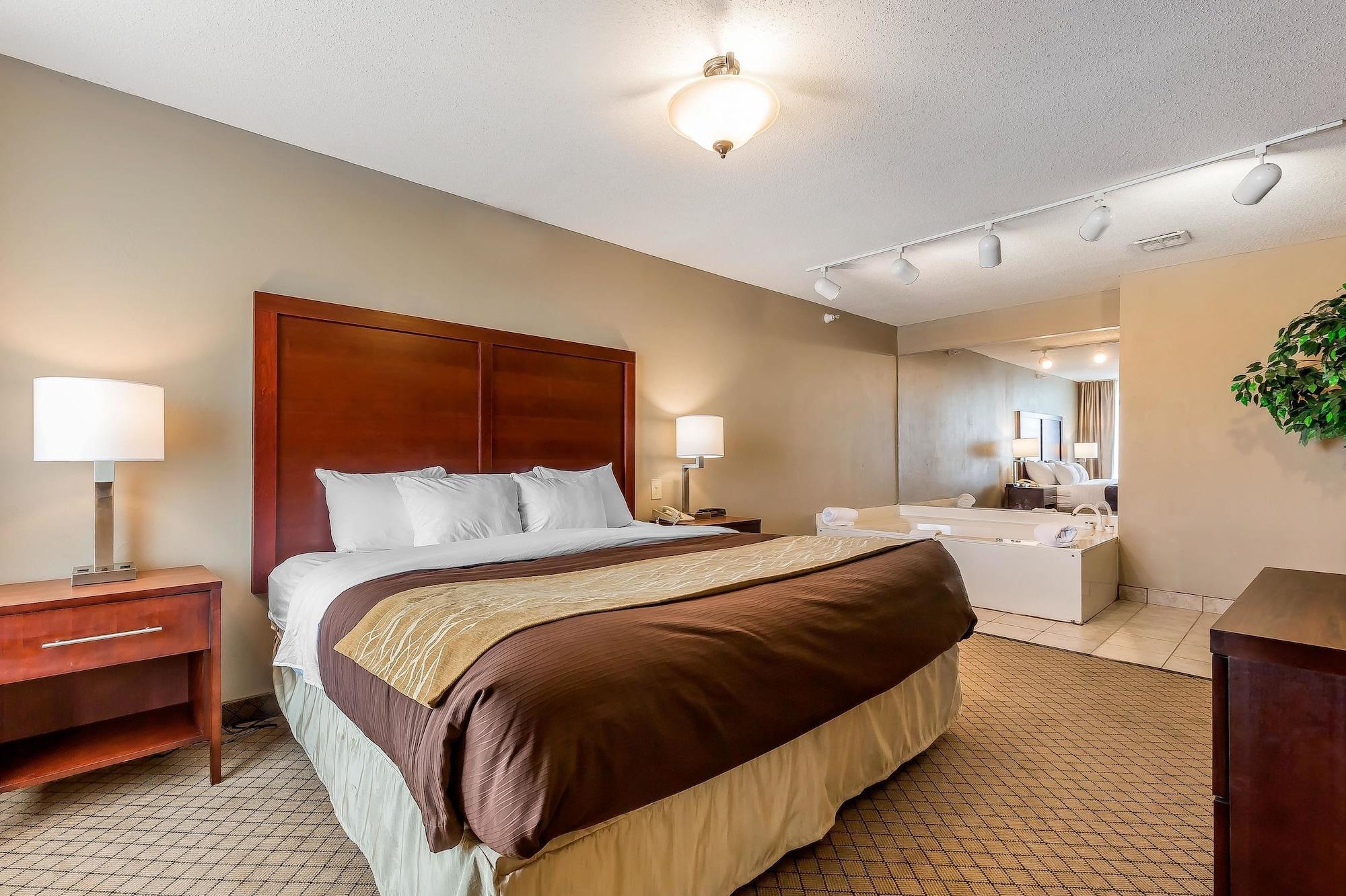 Comfort Inn & Suites Mishawaka-Саут-Бенд Экстерьер фото