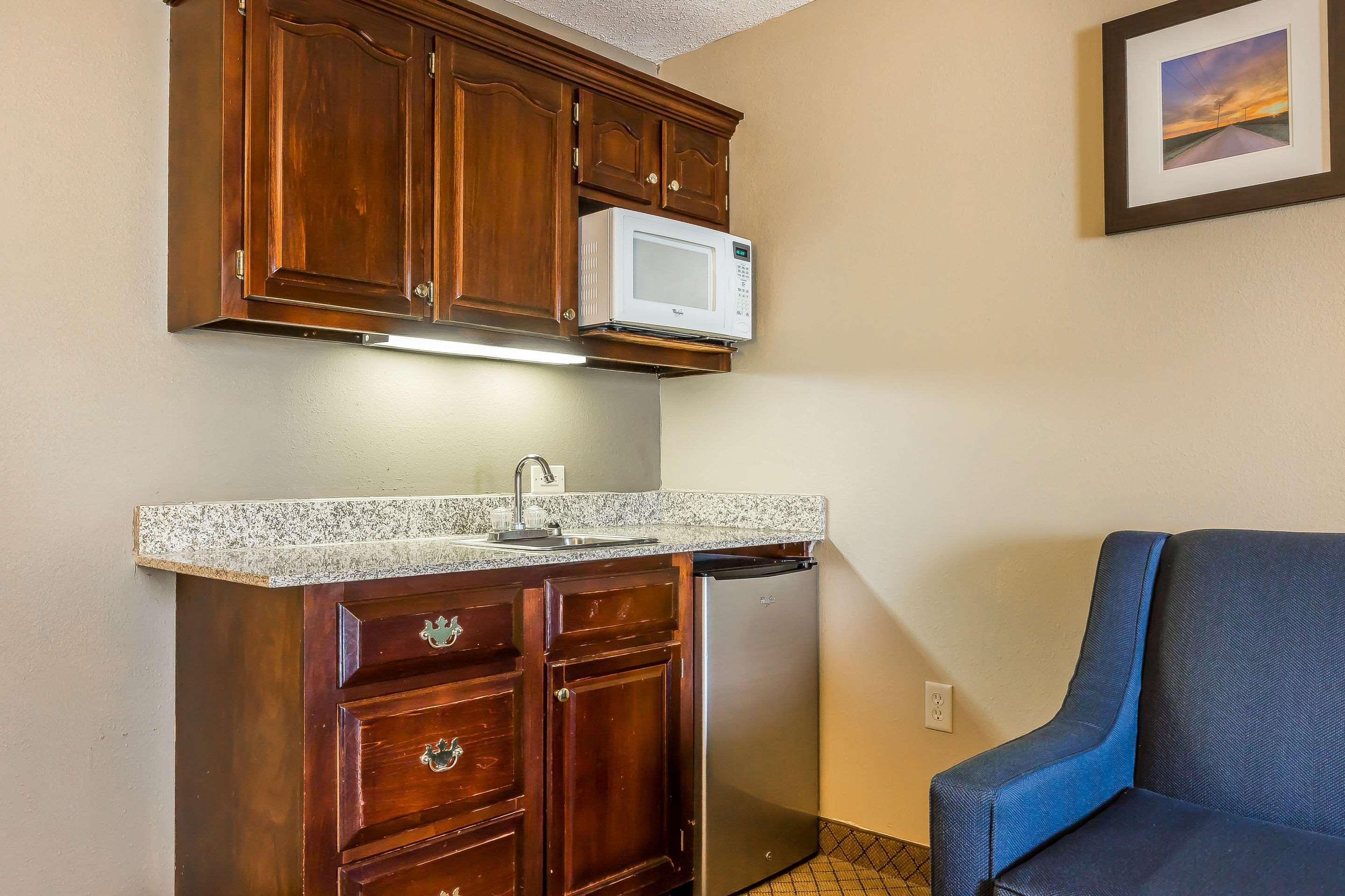 Comfort Inn & Suites Mishawaka-Саут-Бенд Экстерьер фото