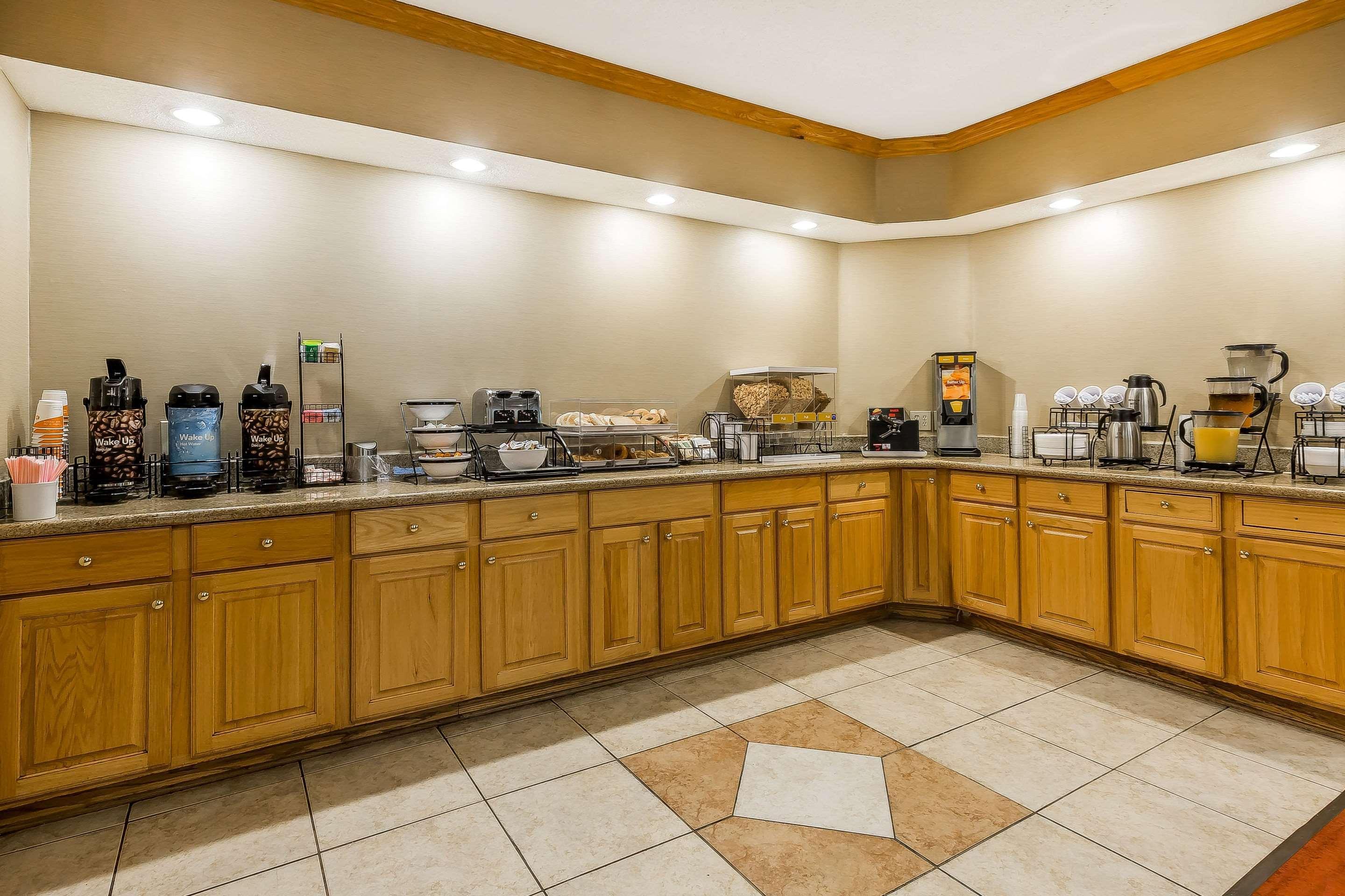 Comfort Inn & Suites Mishawaka-Саут-Бенд Экстерьер фото
