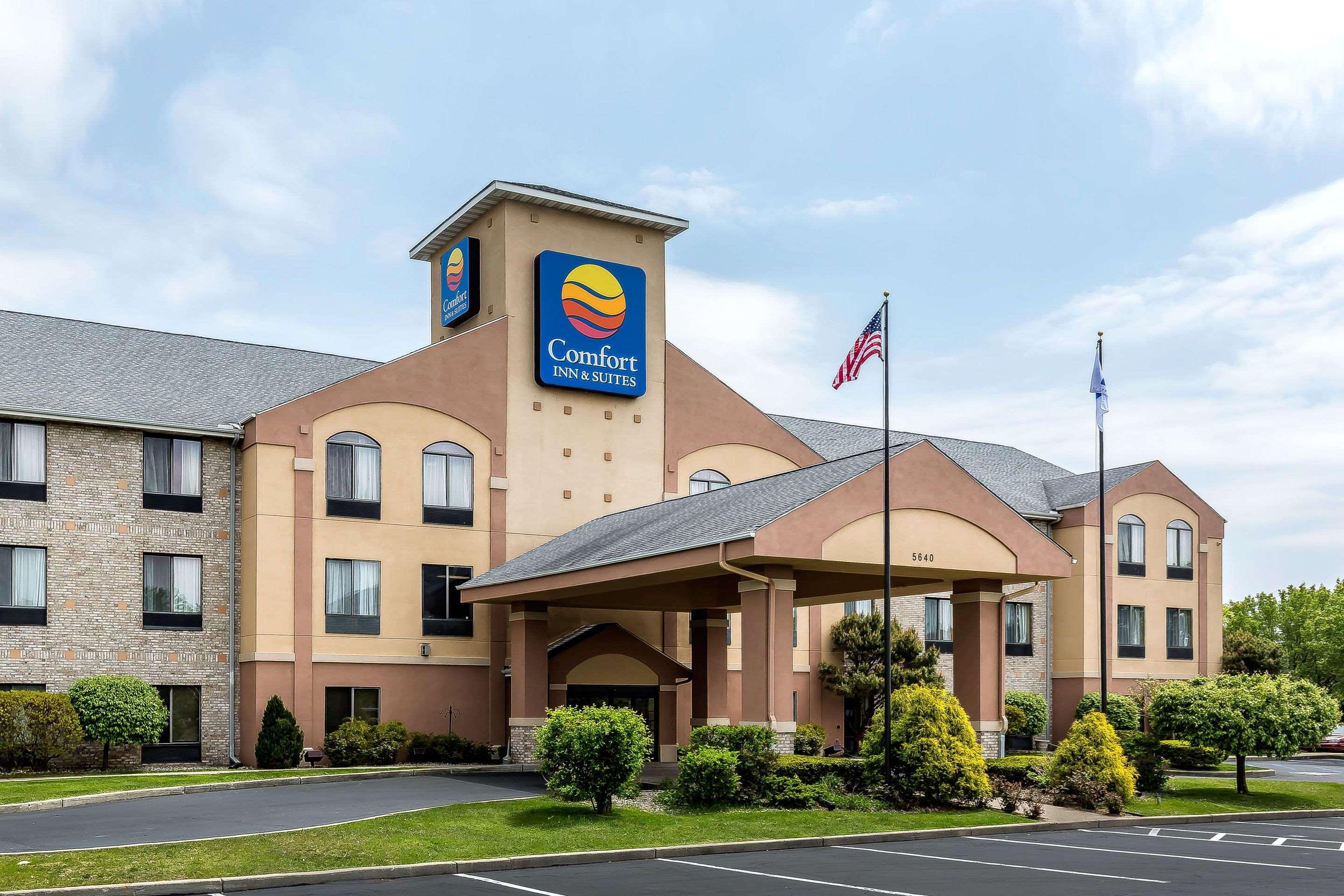 Comfort Inn & Suites Mishawaka-Саут-Бенд Экстерьер фото