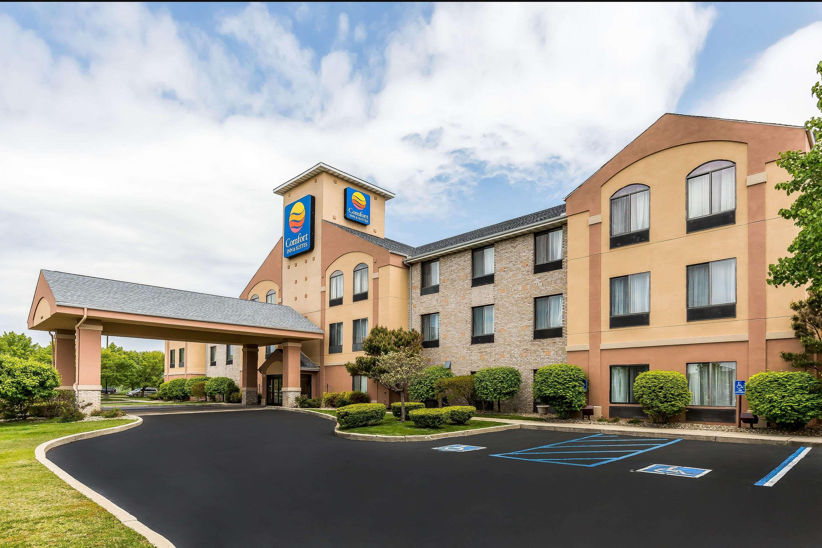 Comfort Inn & Suites Mishawaka-Саут-Бенд Экстерьер фото